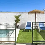 Casa Jaime Kır Evi